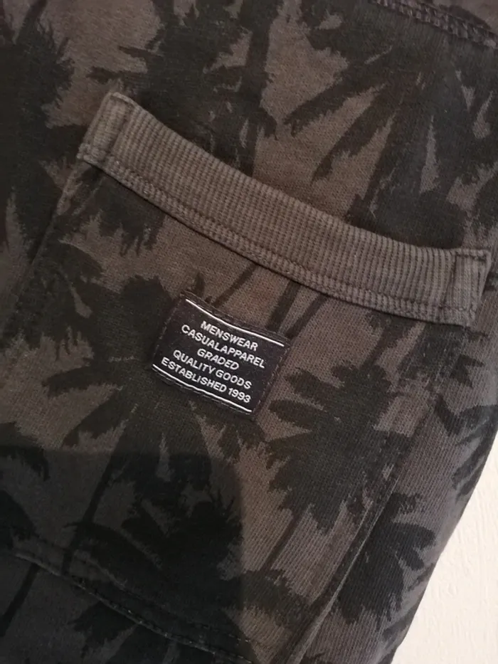 Short palmiers H&M XS - photo numéro 5
