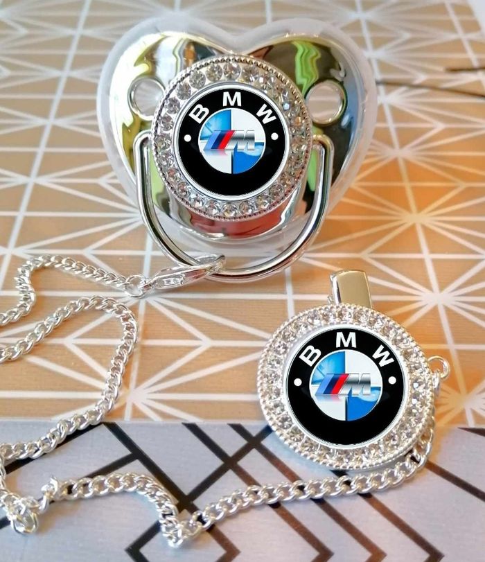 Tétine argenté bmw - photo numéro 2