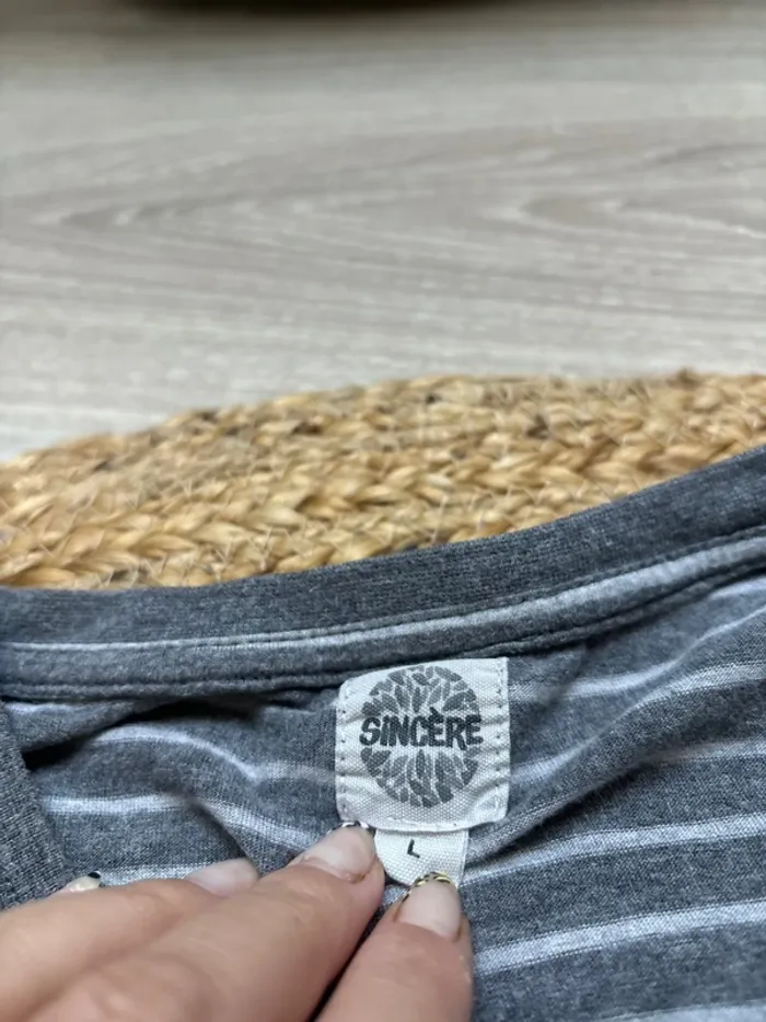 T-shirt manches longues à rayures - photo numéro 3