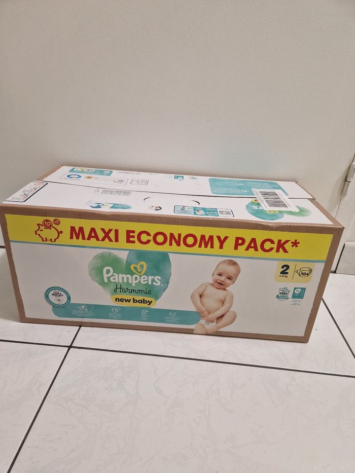 104 couches taille 2 pampers harmonie