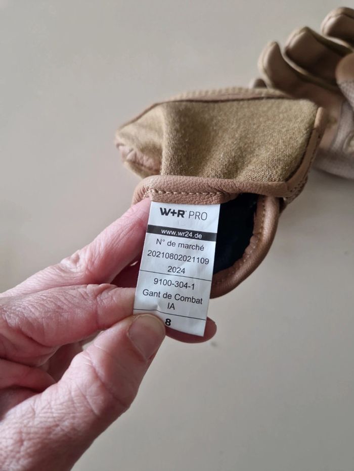 Gant de combat IA - photo numéro 3