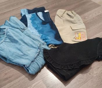 Lot 4 vêtements légers t. 6 ans