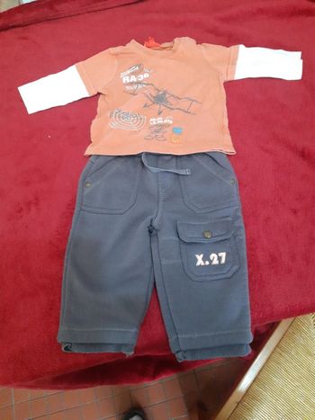 Ensemble t shirt manches longues tissaia et bas de jogging