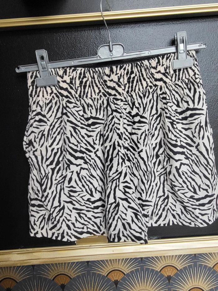 Short femme - photo numéro 4