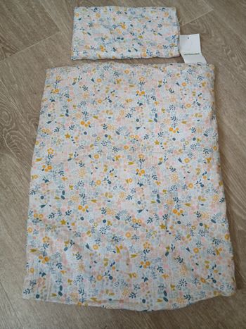 Jouet couette et oreiller poupon vertbaudet