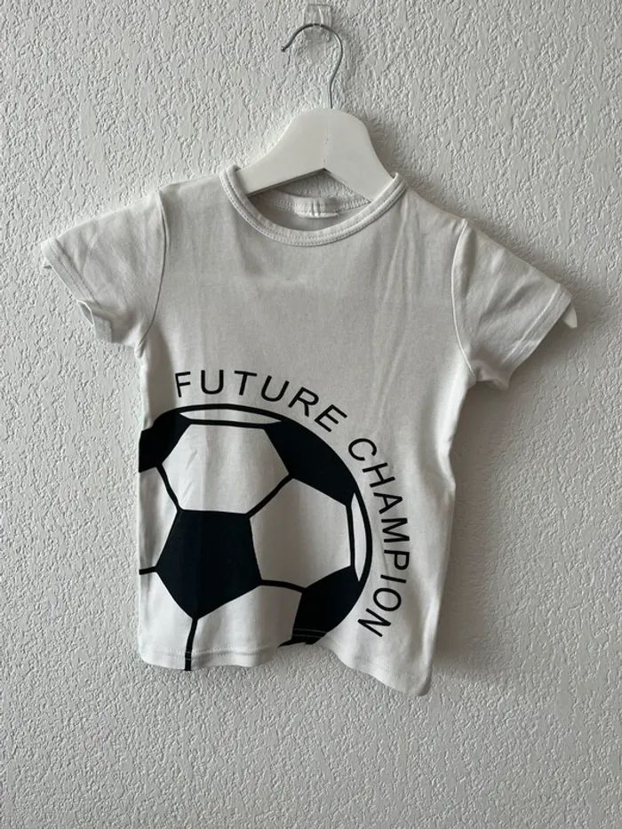 T-shirt H&M garçon 2 ans – blanc motif foot “Future Champion”