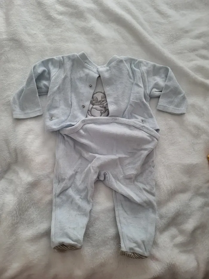 6 pyjamas velours - photo numéro 9