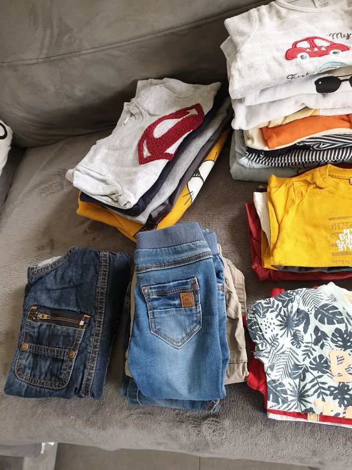 Lot vêtements bébé 6 mois - photo numéro 2