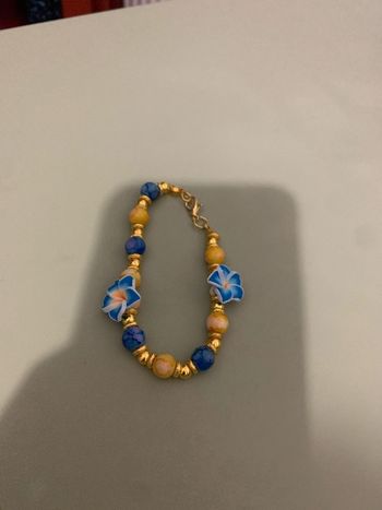 bracelet perles et fleurs