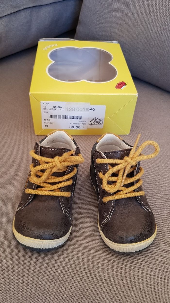 Chaussure p18 état neuf