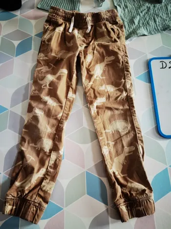 D2012 - pantalon garçon 6 ans