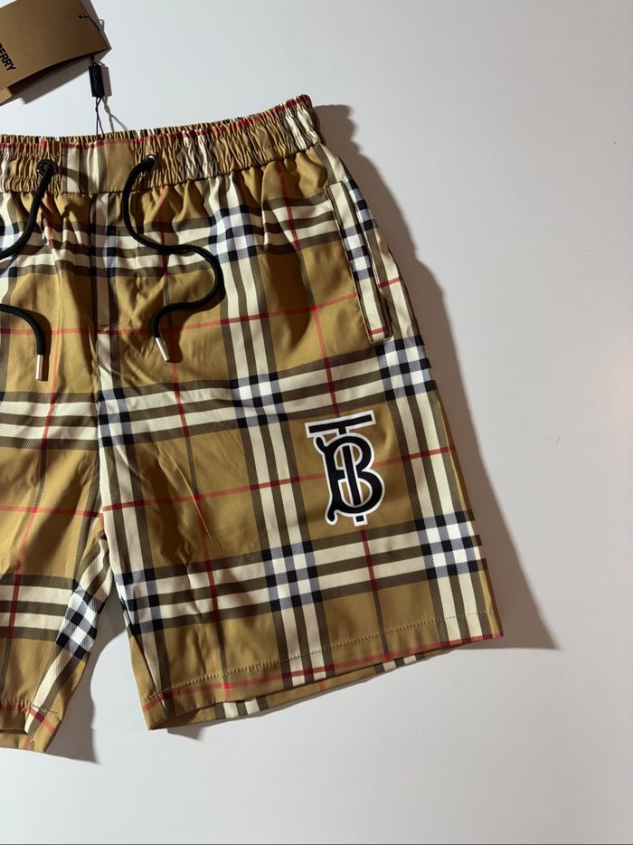 short Burberry - photo numéro 4