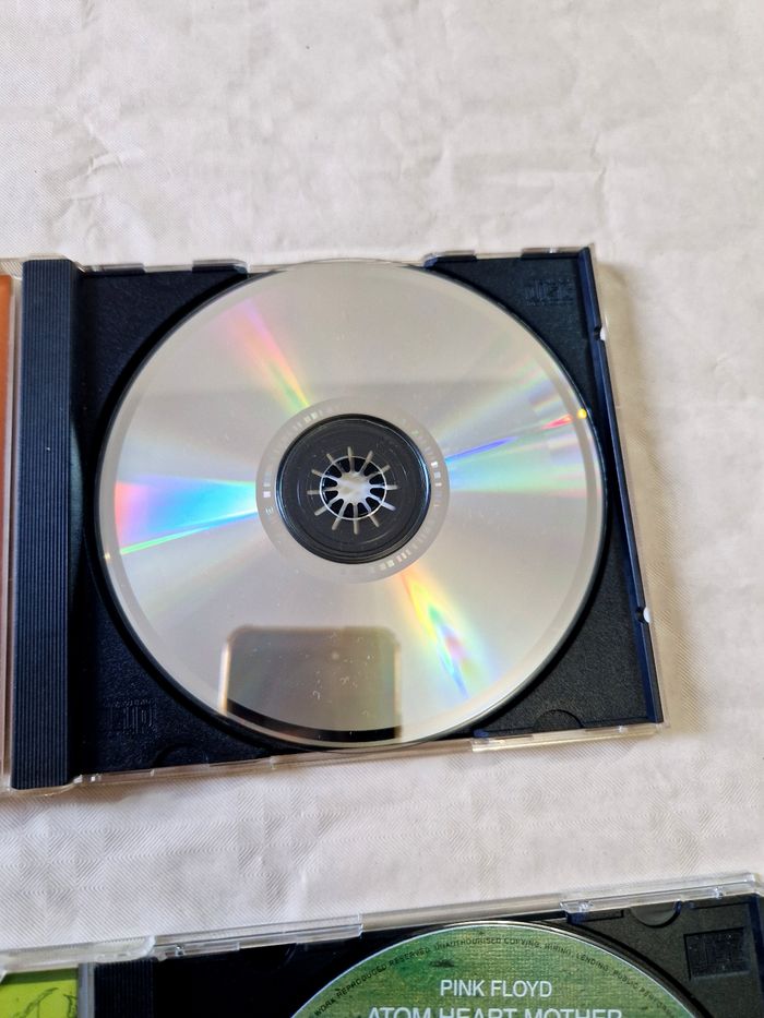Lot de 2 album cd rock , ACDC , Pink Floyd - photo numéro 5