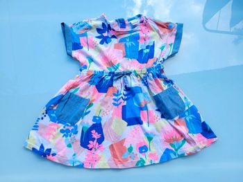 Splendide robe d'été colorée LC Waïkiki, 12/18 mois