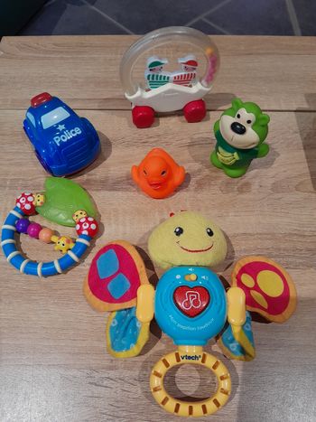 Lot de 6 jouets bébé Voiture, canard pour le bain sans trou, papillon musical