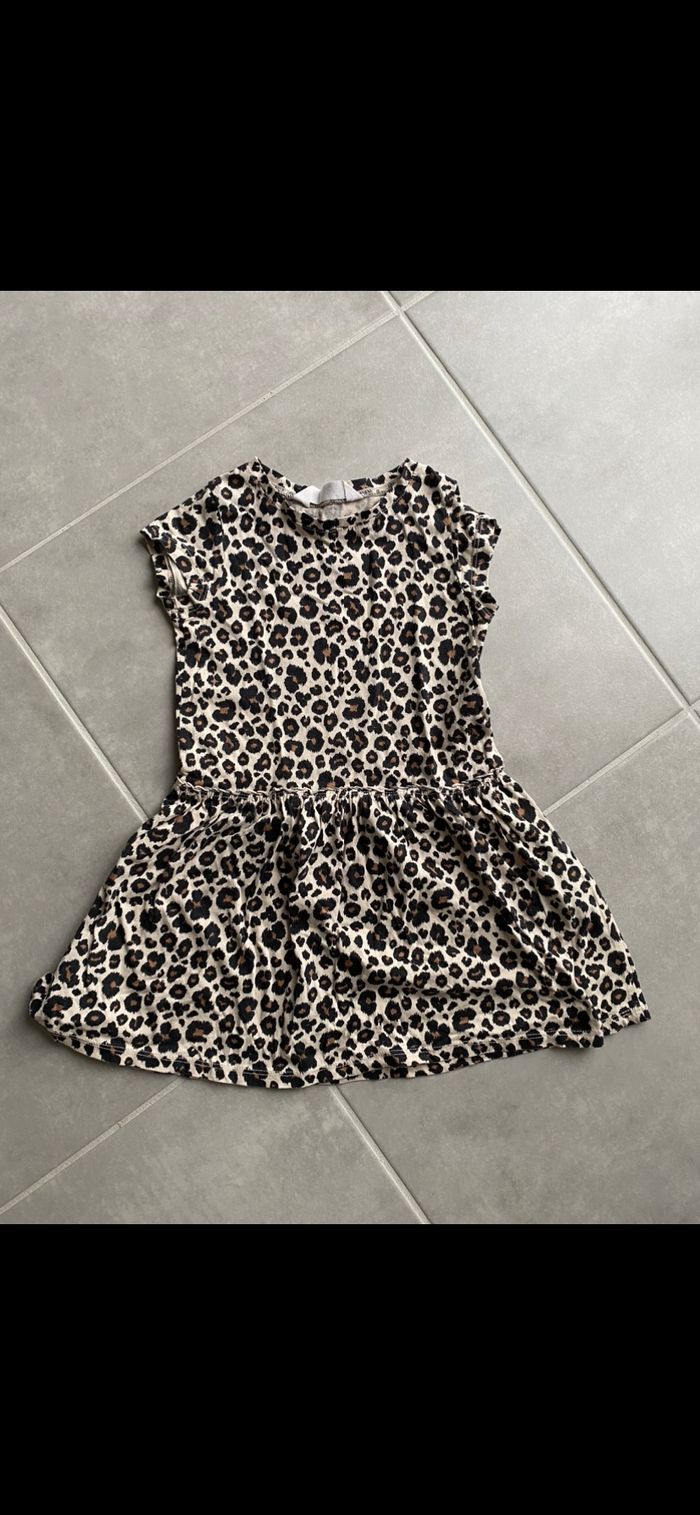 Robe Léopard 4 ans - photo numéro 2