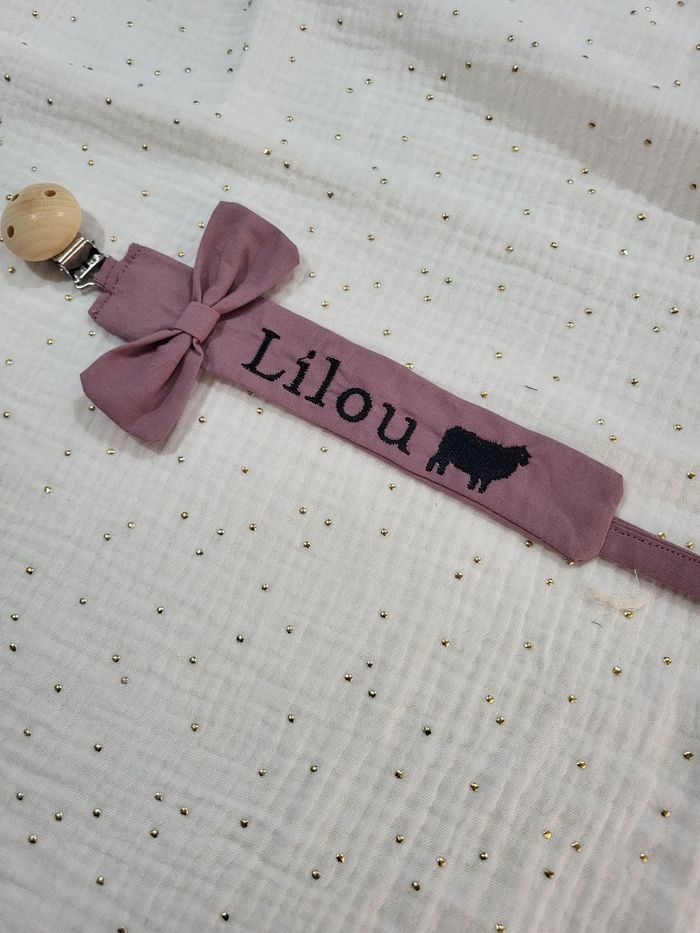 Attache tétine - photo numéro 3