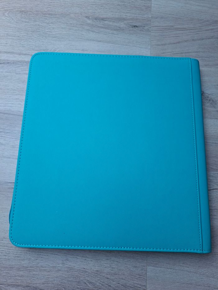 Classeur xxl de rangement pour 480 cartes Pokémon / lorcana de qualité premium en BLEU CLAIR - photo numéro 6