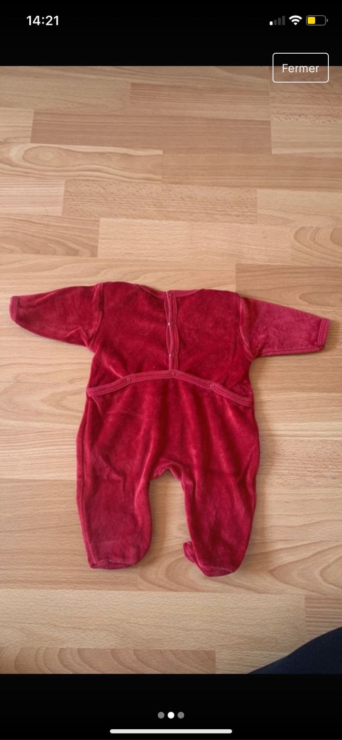 Pyjama en coton rouge - 1 mois bébé - photo numéro 2