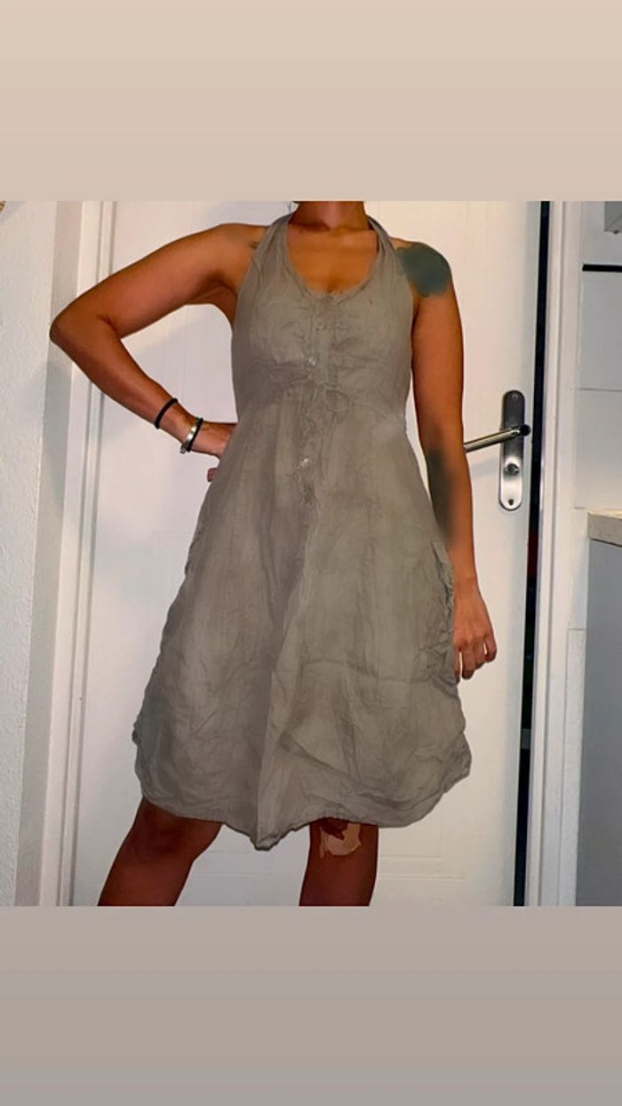 Robe dos nu kaki/taupe en lin – Taille M/L - Bon état - photo numéro 2
