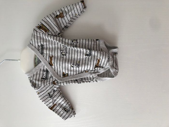 Lot bodies bébé - photo numéro 4