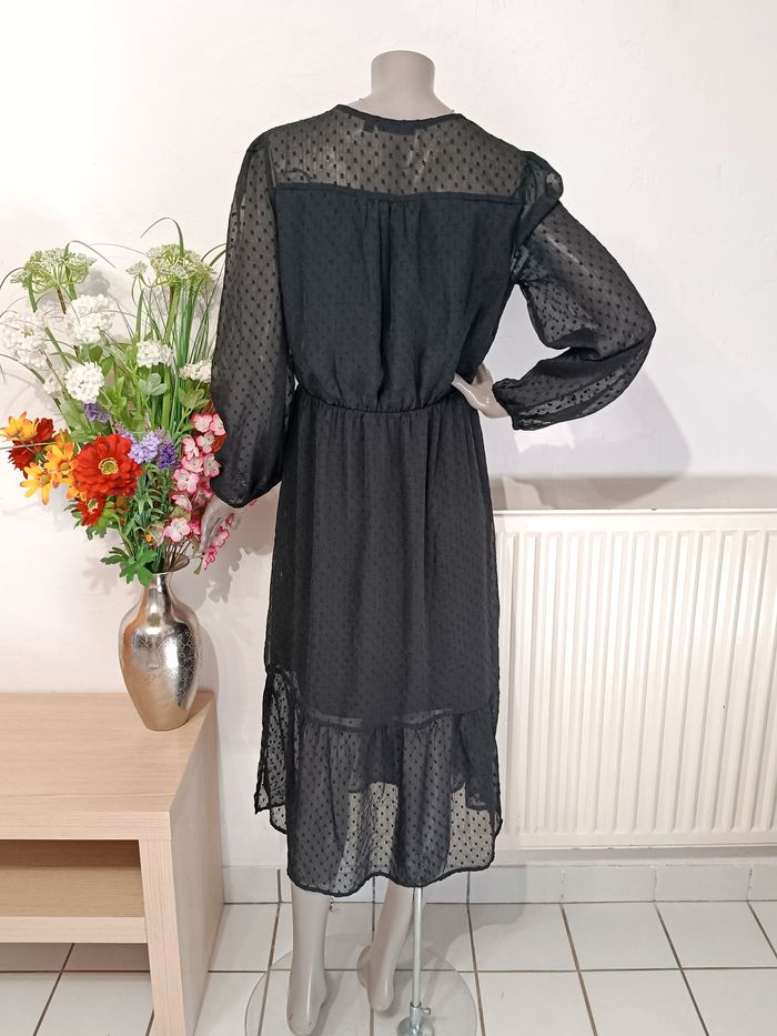 Robe noire plumetis Kiabi - photo numéro 4