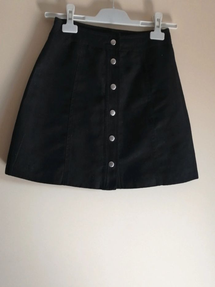 Jupe en daim noire T34