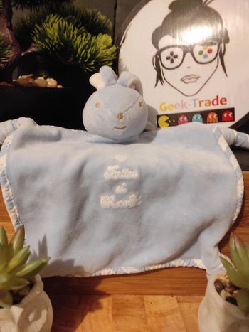 DoudouLapin Bleu Tartine Et Chocolat Bleu Plat mouchoir #geektradedoudou