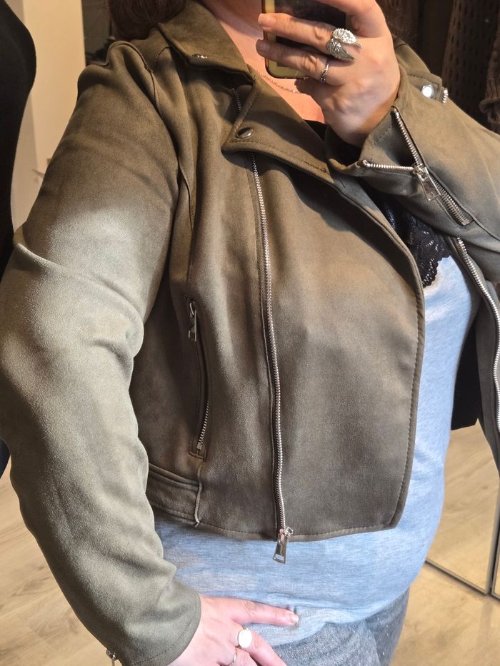 Veste perfecto kaki en suedine 42/44 Primark neuve - photo numéro 10