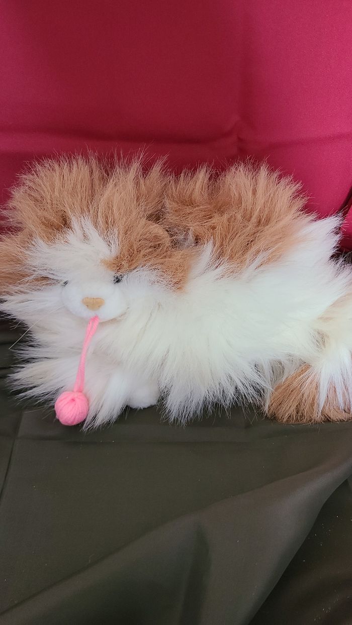 peluche chat angora et sa pelote de laine - photo numéro 3
