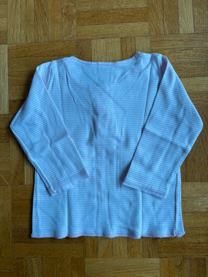 T-shirt Petit Bateau 12 mois parfait état - photo numéro 6