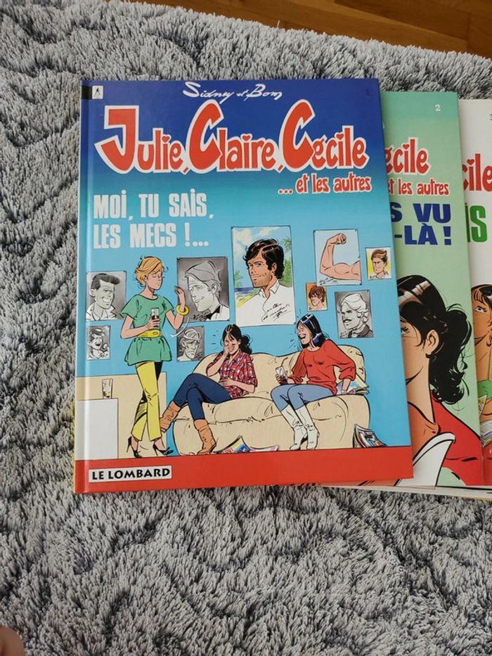 Lot de 9 BD Julie, Claire, Cécile..et les autres  ( 1 à 10 , sauf 8) - photo numéro 2