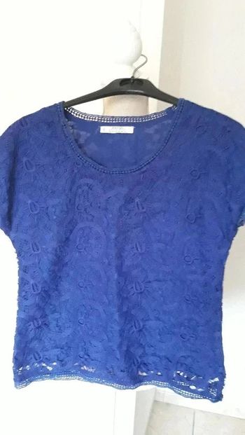 Tee shirt Mango taille 34 très bon état