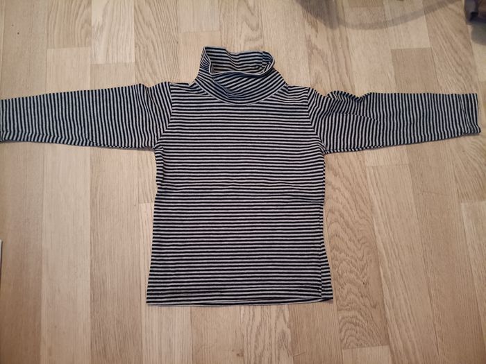 Pull col roulé a rayure taille 3 ans Orchestra