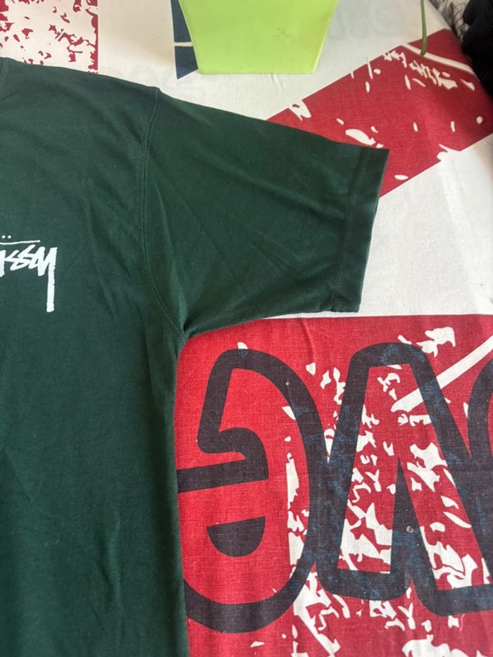 T-shirt Stussy Rework taille M/L vert motif « scorpion » - photo numéro 3