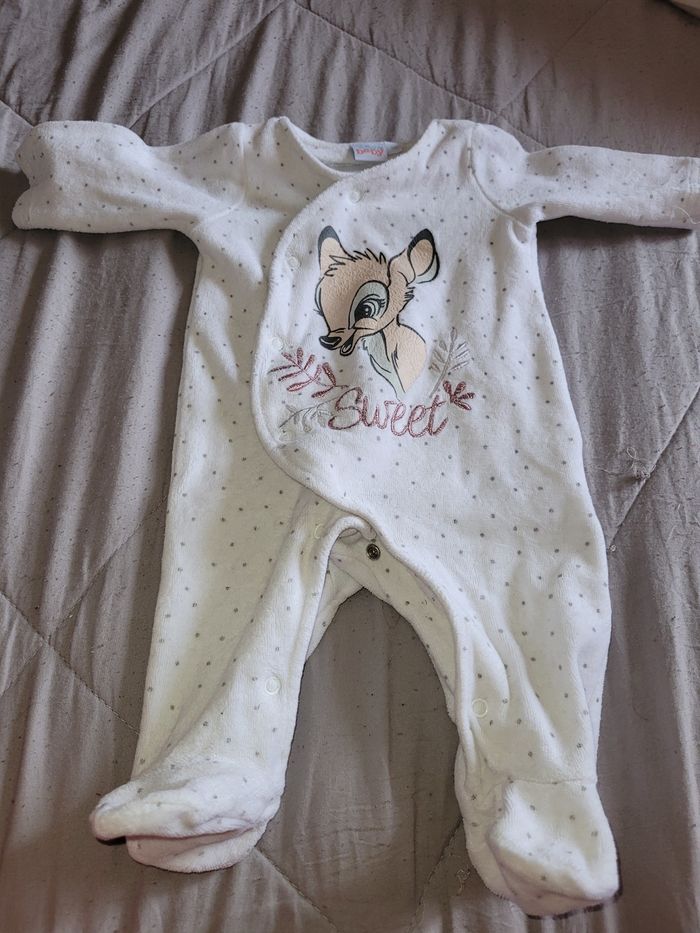 Vends pyjama bébé fille - photo numéro 1