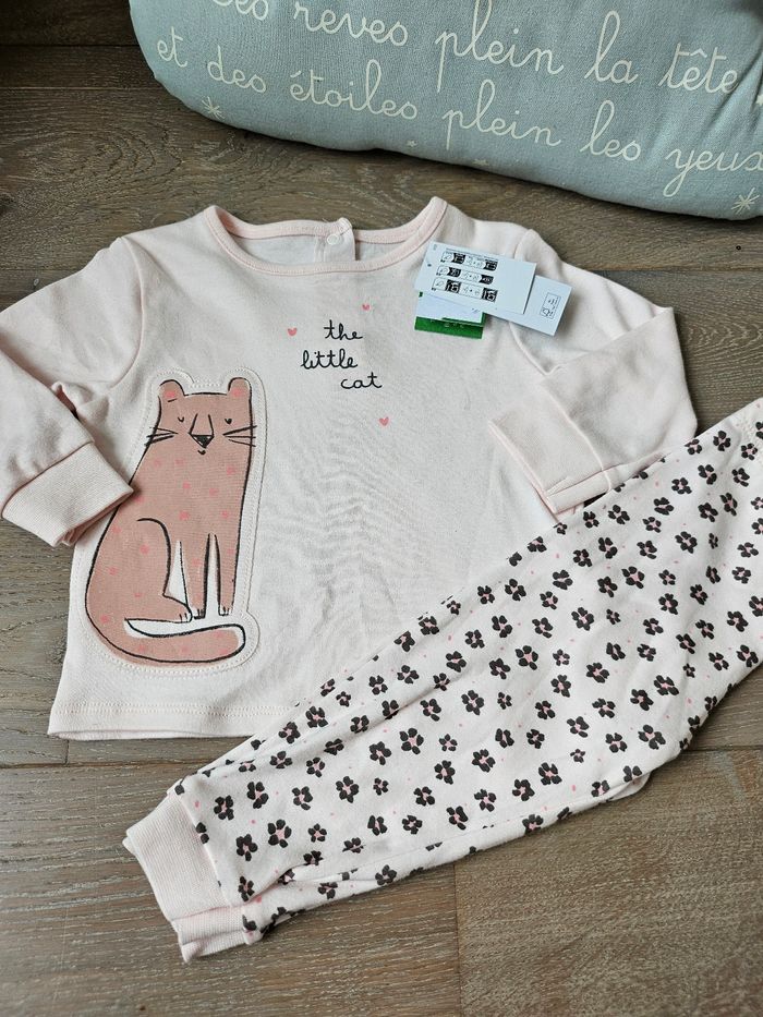 Pyjama fille 12 mois