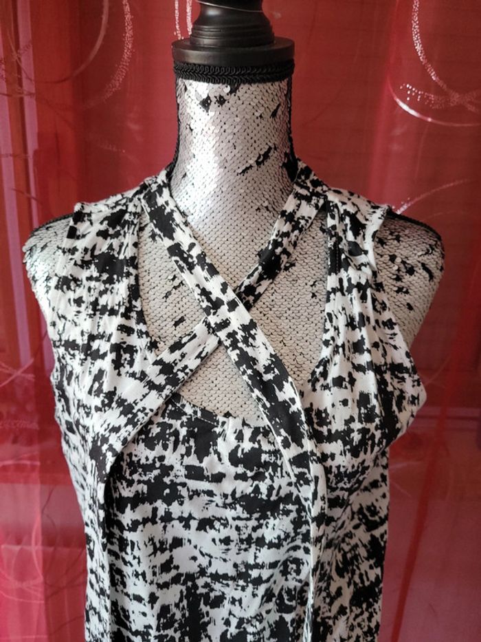 Tee-shirt sans manches - photo numéro 3