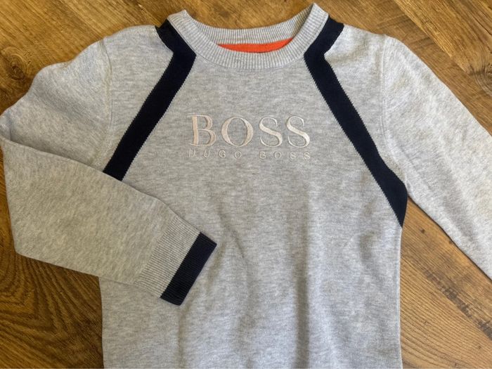 Pull Hugo Boss 5 ans - photo numéro 2