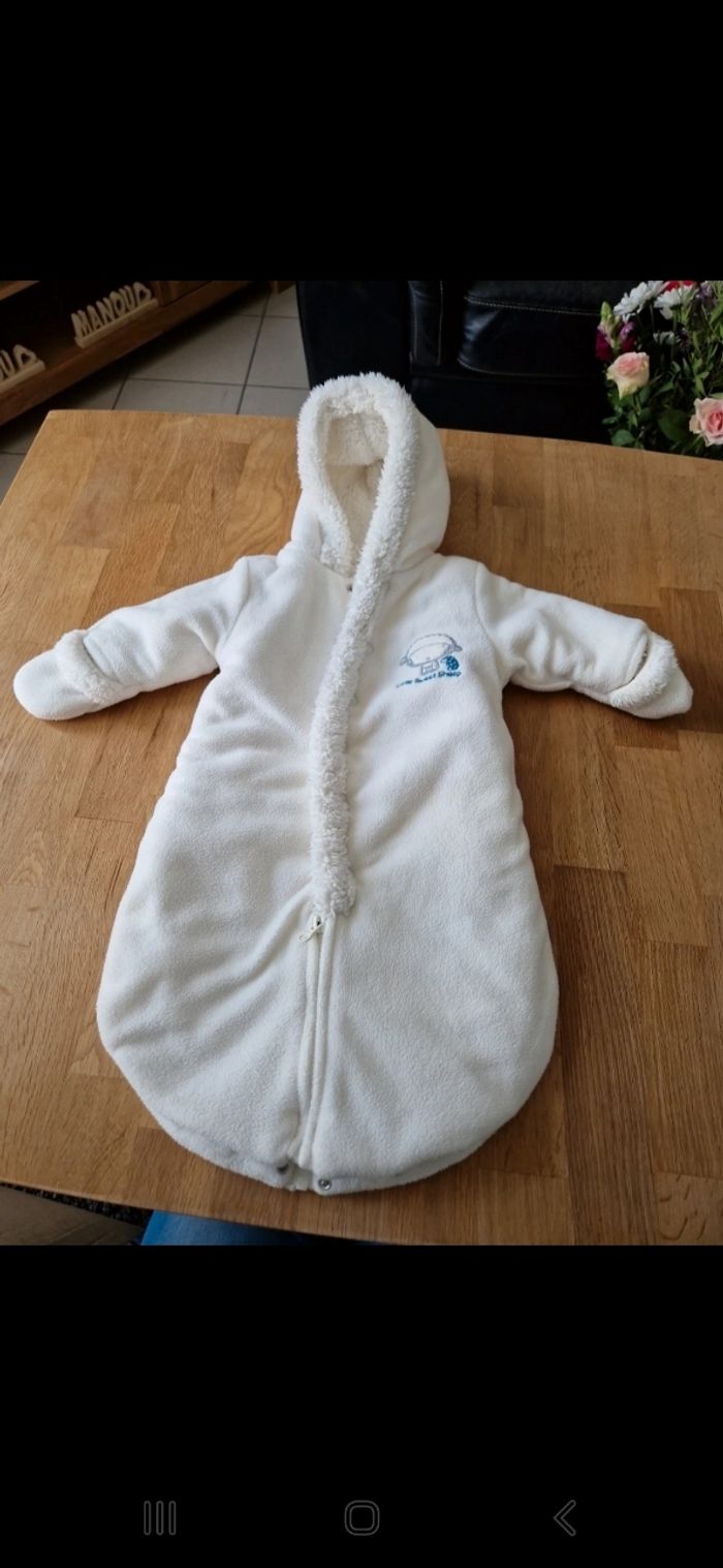 Vend combinaison qui s'adapte au cosy - photo numéro 3