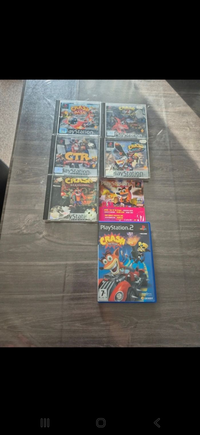 Lot jeux ps1 crash bandicoot