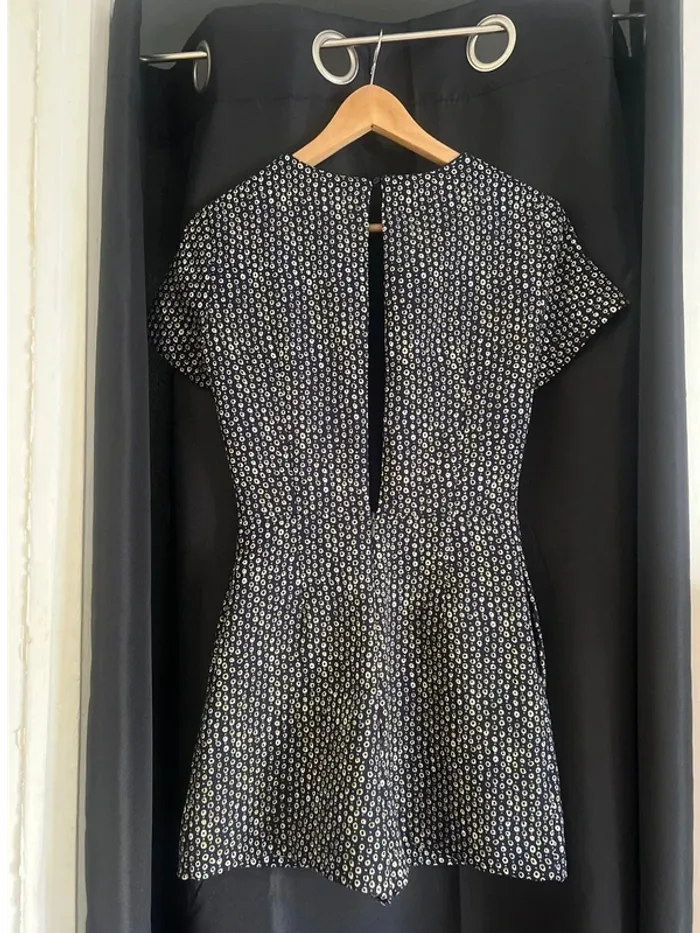 Sublime robe chic et élégante / combi short - neuve - Zara - taille XS - photo numéro 2