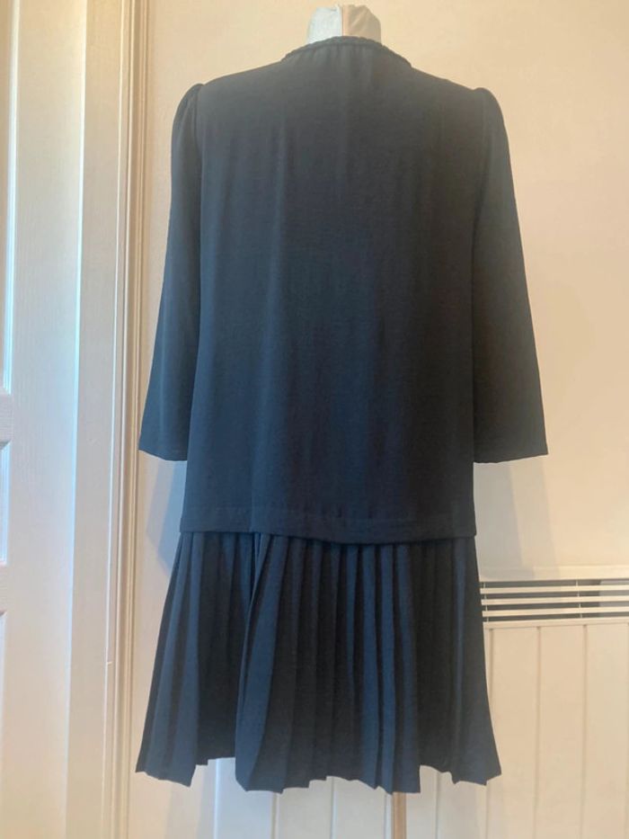 Robe noire plissée - photo numéro 5