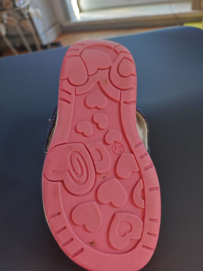 Sandales taille 24 - photo numéro 3