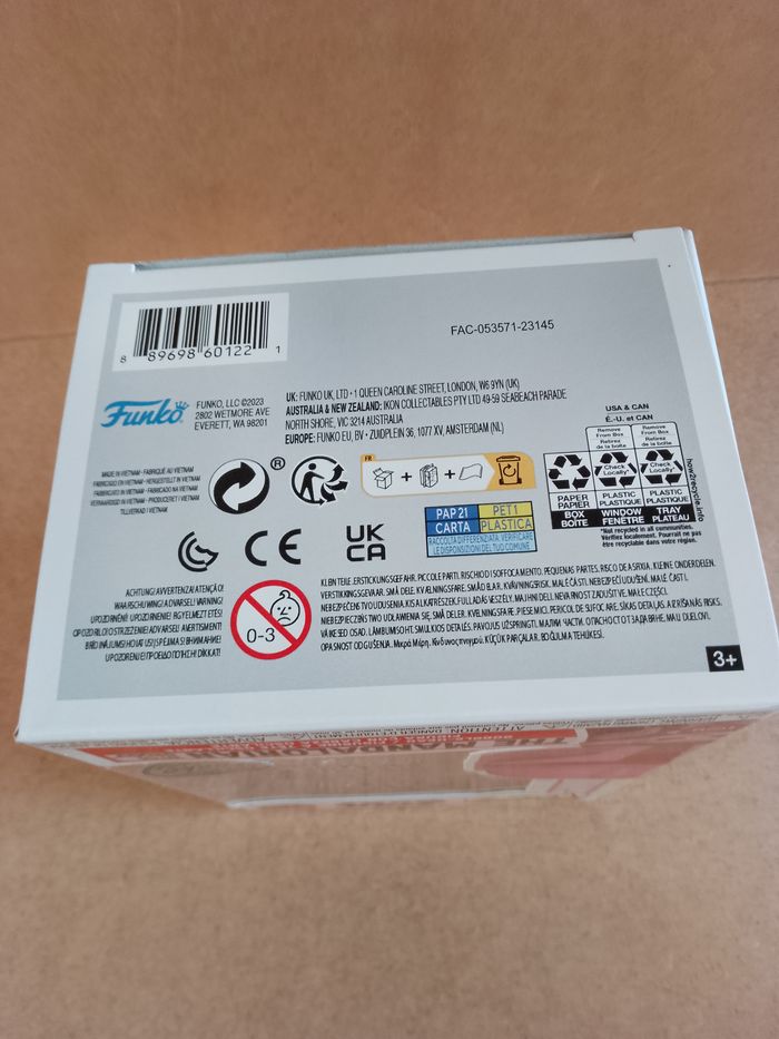 figurine neuve funko pop special edition star wars 498 the mandalorian with grogu - photo numéro 4