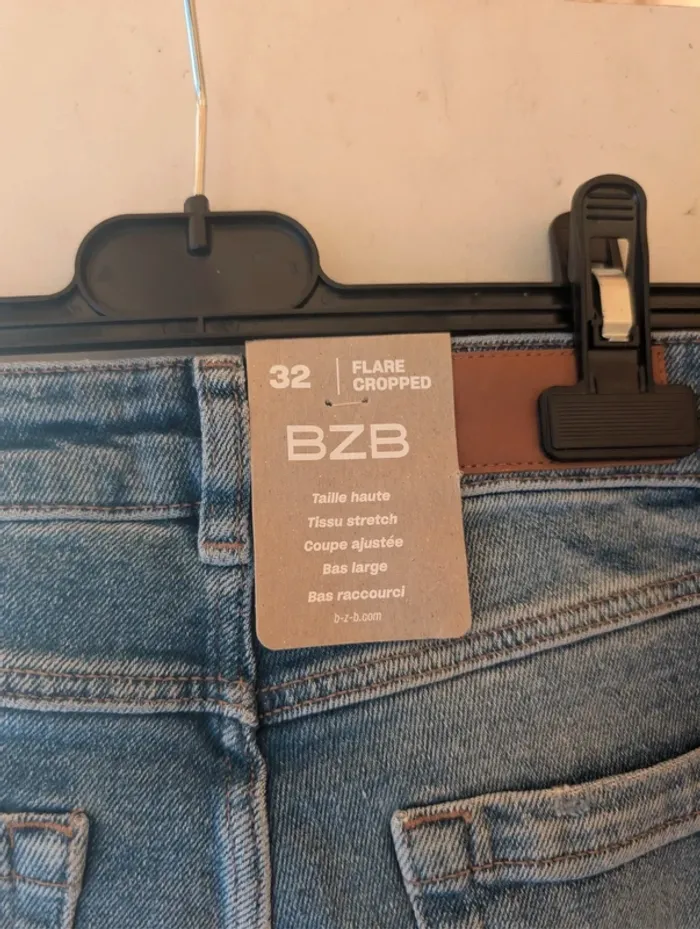 Jean BZB taille 32 neuf - photo numéro 7