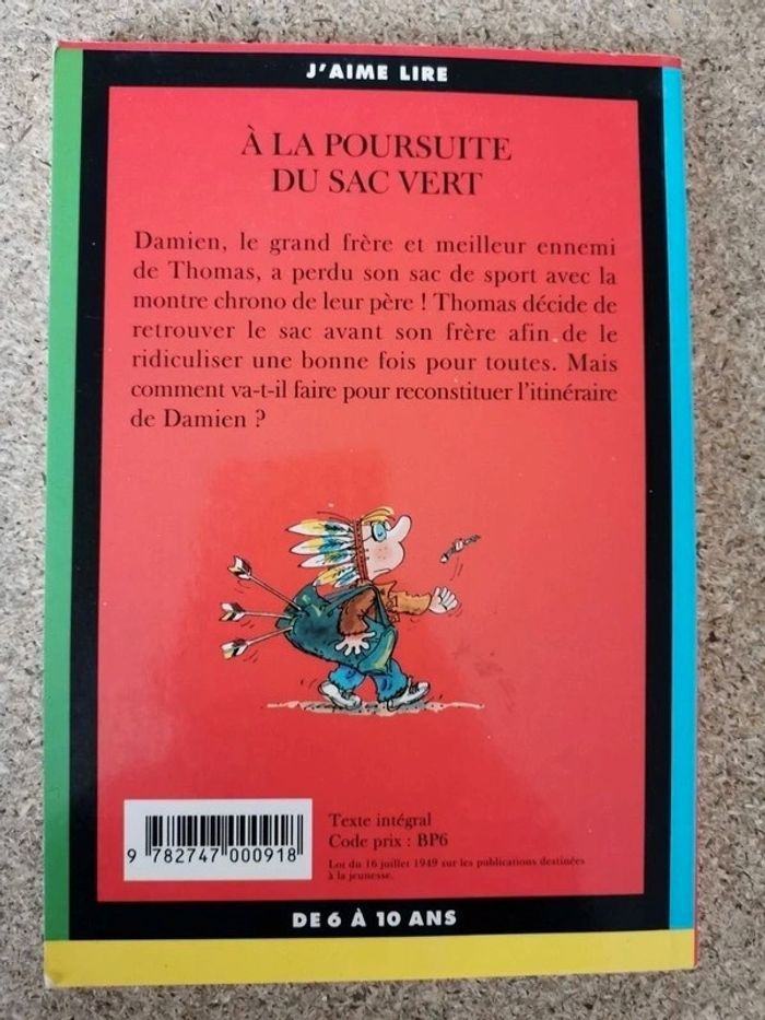 Roman j'aime lire à la poursuite du sac vert - photo numéro 2