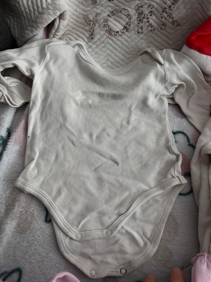 Lot de vêtement 9 mois - photo numéro 4