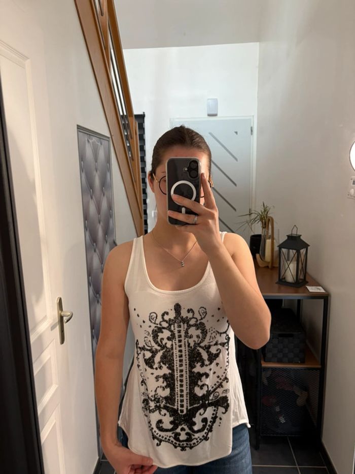 Débardeur col rond voyelles blanc avec motifs paillettes noir taille M