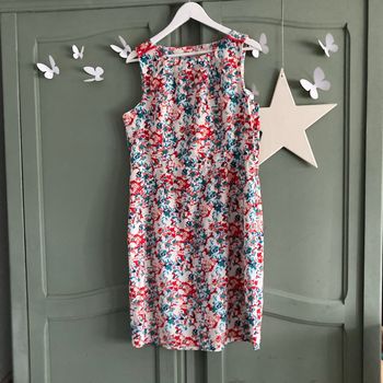 Robe fleurie rouge